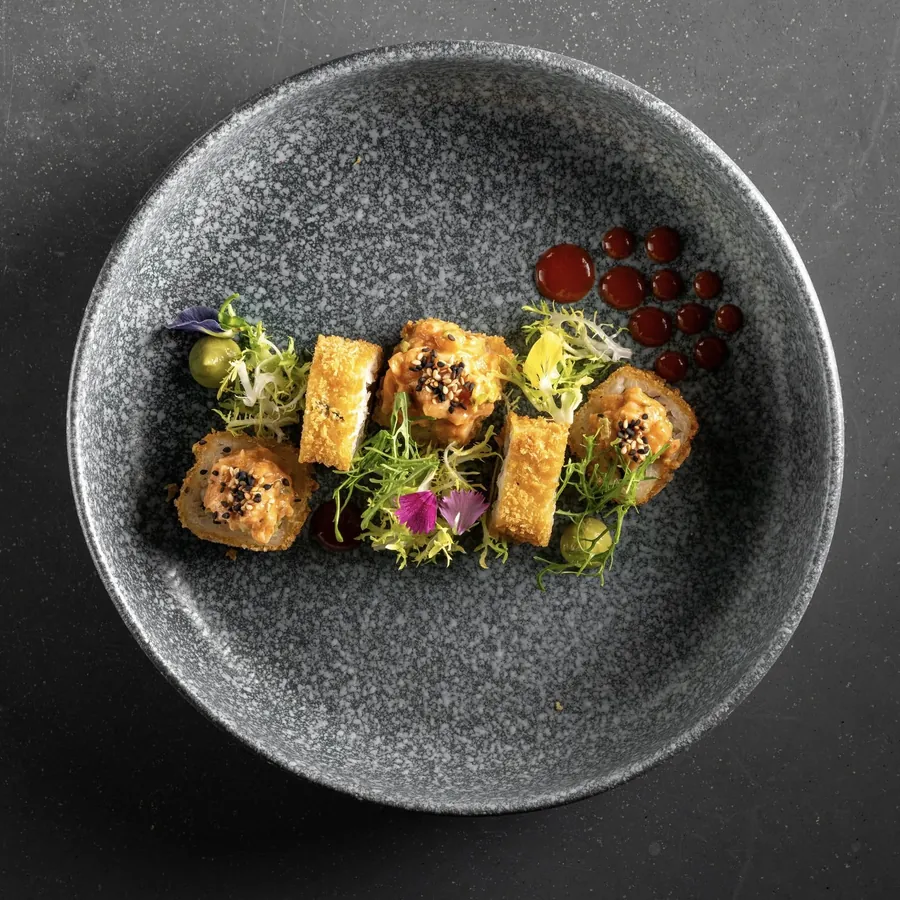 Sushi plating at Noriku, Hilton Tulum